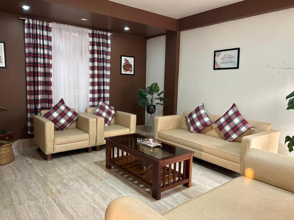 Na-U-Iaka Homestay Shillong Zewnętrze zdjęcie