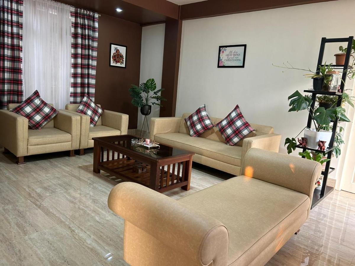 Na-U-Iaka Homestay Shillong Zewnętrze zdjęcie